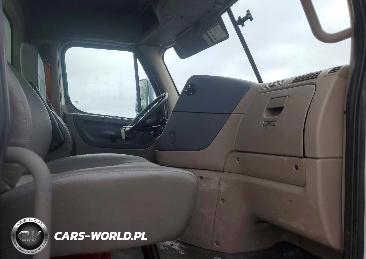 2019 Freightliner Cascadia 1 - Semi Truck VIN:3AKJGBDV9KDJW2049 - 5