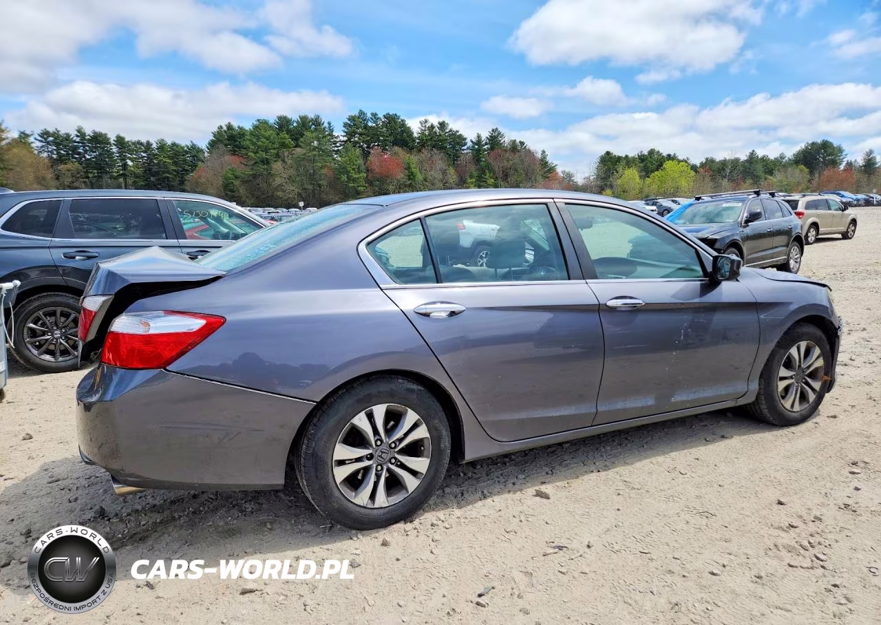 2013 Honda Accord Lx VIN:1HGCR2F3XDA137772 - 3