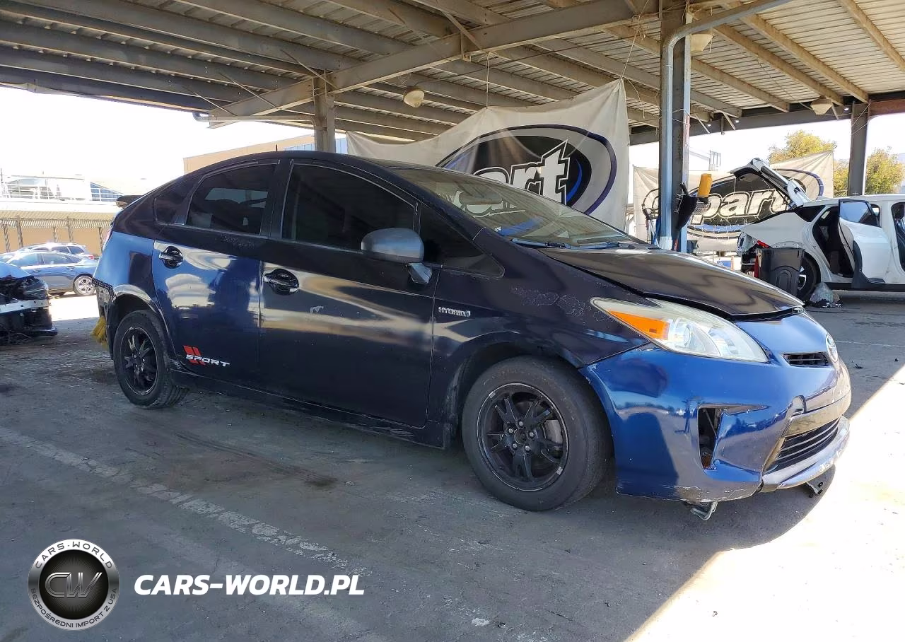 2012 Toyota Prius Three VIN:JTDKN3DU4C1526266 - 4