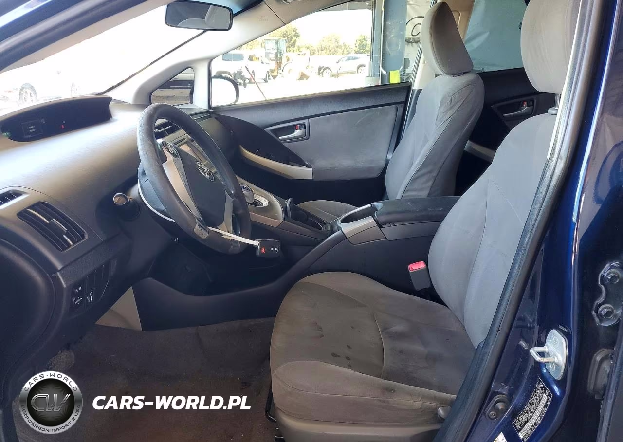 2012 Toyota Prius Three VIN:JTDKN3DU4C1526266 - 7