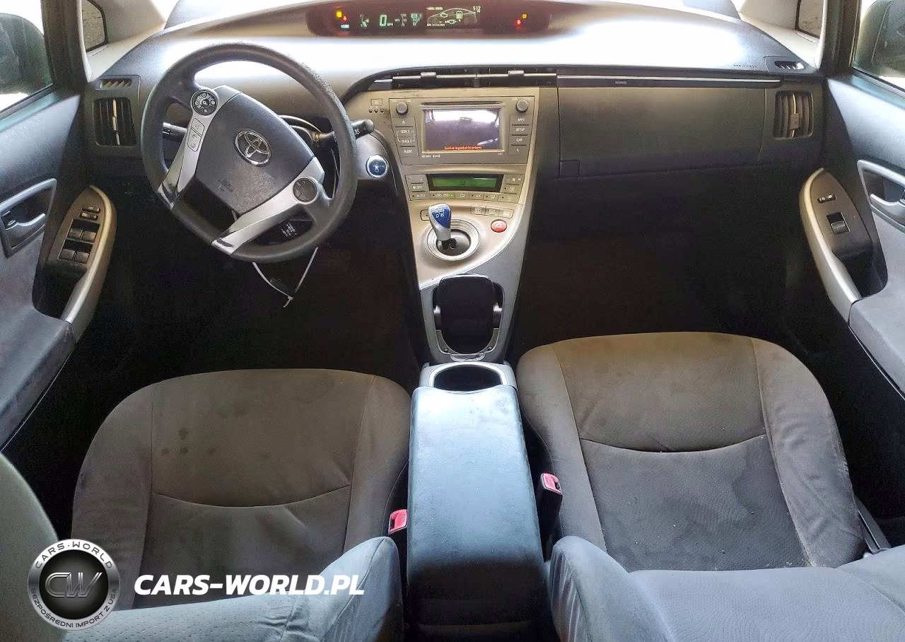 2012 Toyota Prius Three VIN:JTDKN3DU4C1526266 - 8