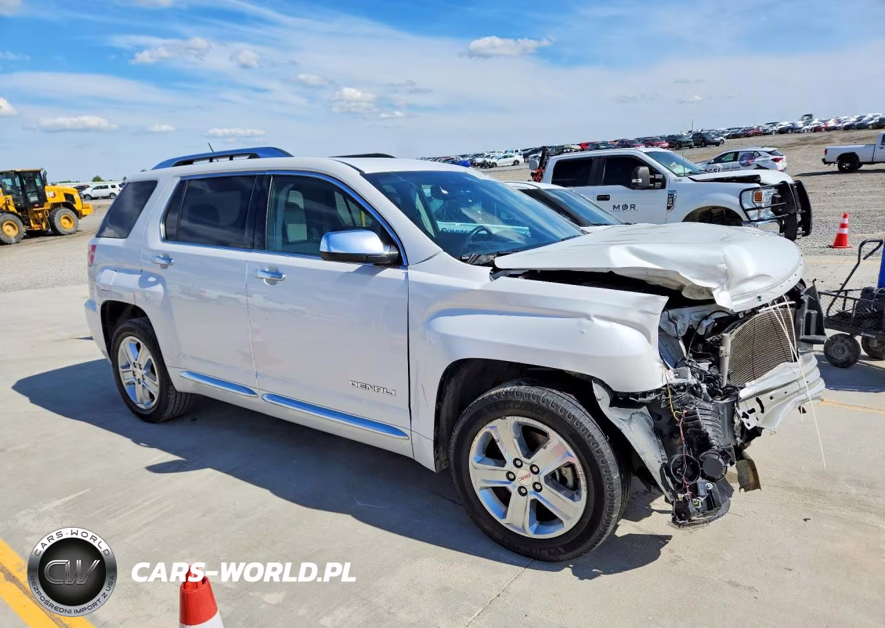 2017 GMC Terrain Denali VIN:2GKALREK5H6201247 - 4