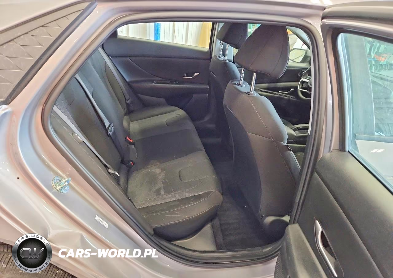 2025 Hyundai Elantra Se VIN:KMHLL4DG5SU055246 - 10