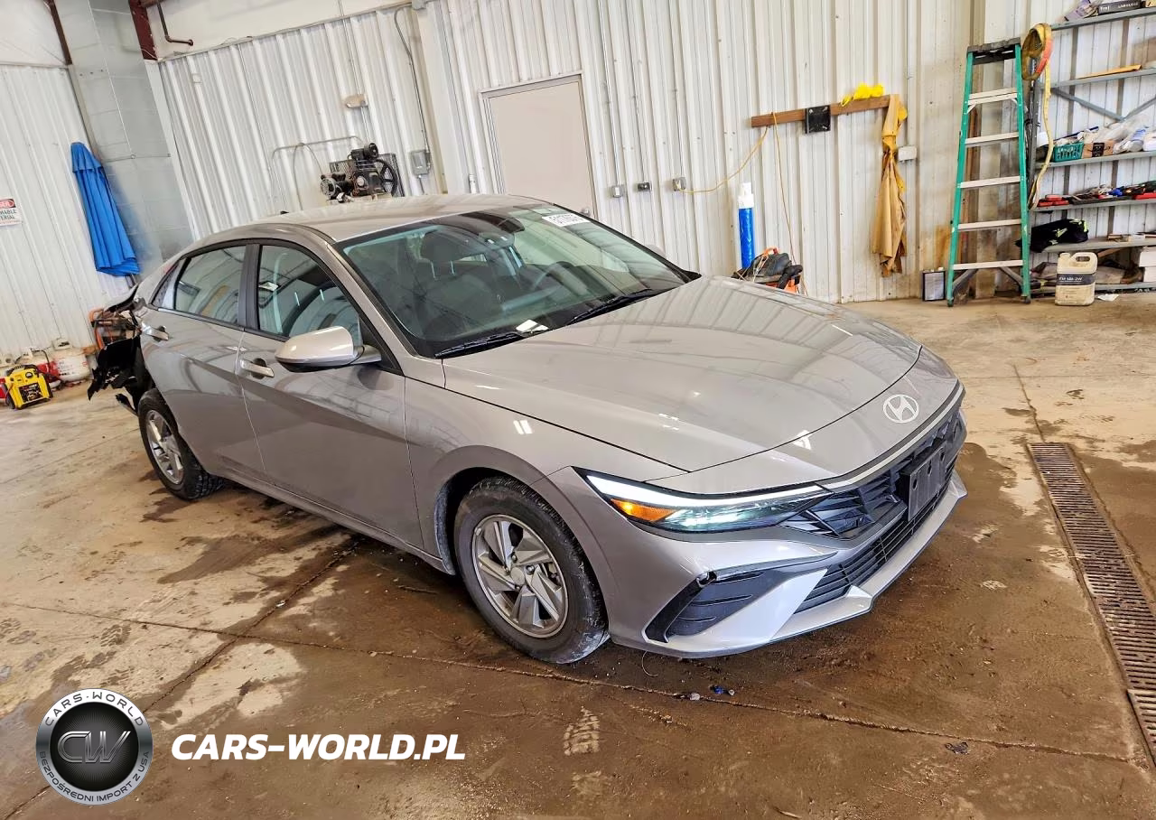 2025 Hyundai Elantra Se VIN:KMHLL4DG5SU055246 - 4