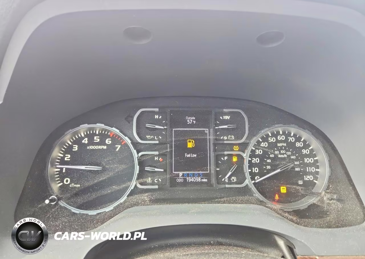 2019 Toyota Tundra Crewmax Limited VIN:5TFFY5F18KX250290 - 9