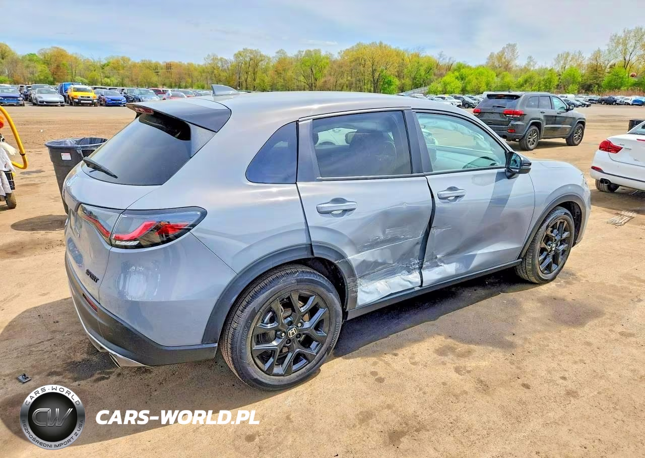 2025 Honda Hr-V Sport VIN:3CZRZ2H51SM705344 - 3