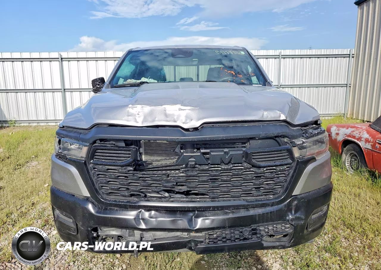 2025 Ram 1500 Tradesman VIN:1C6SRFGP4SN718460 - 5