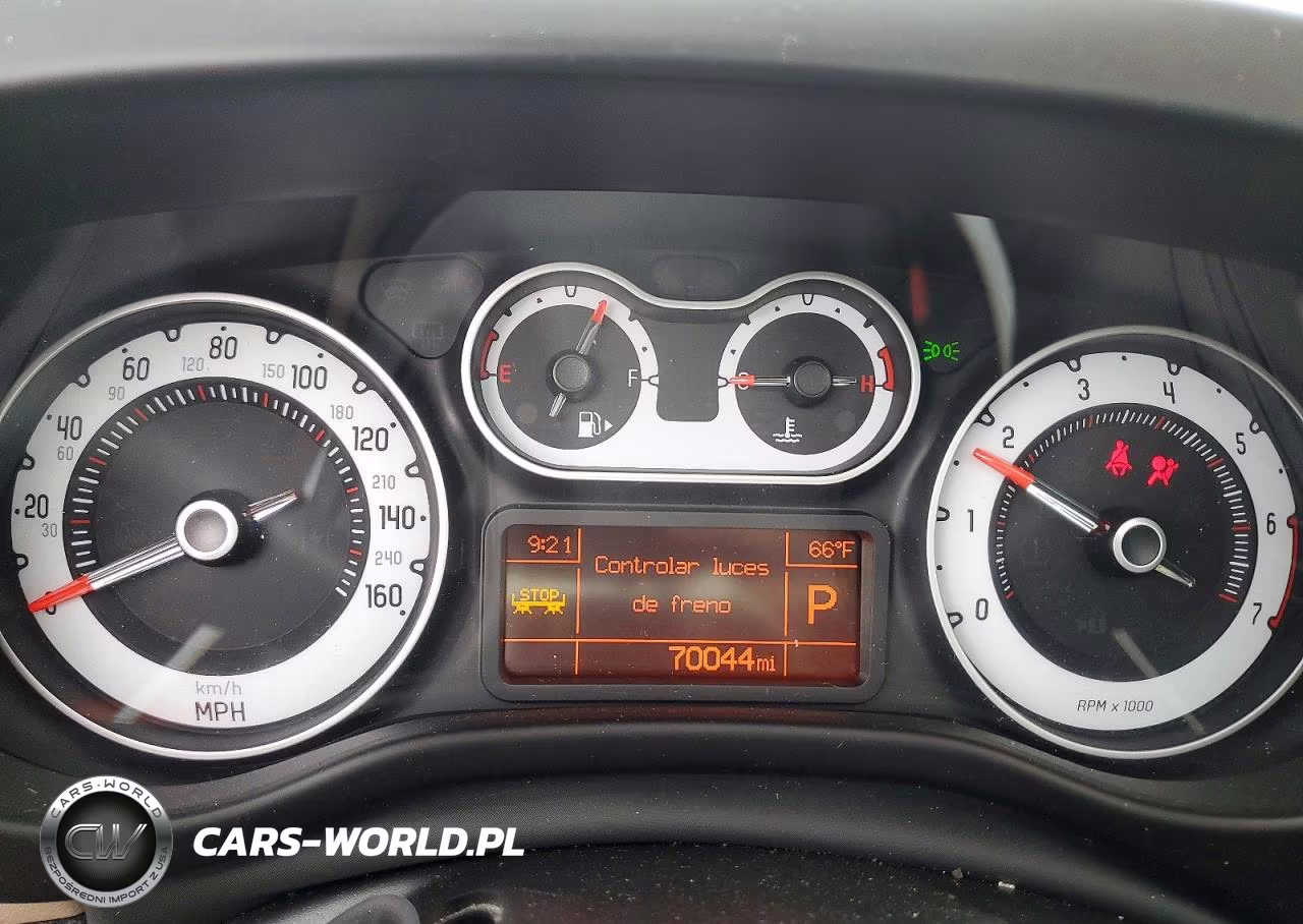 2014 Fiat 500L Lounge VIN:ZFBCFACHXEZ029627 - 9