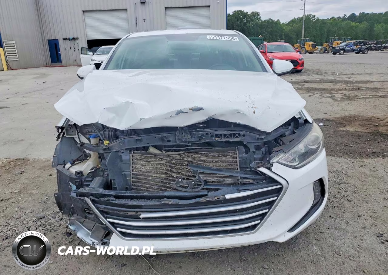 2018 Hyundai Elantra Value Edition VIN:5NPD84LF0JH250683 - 5