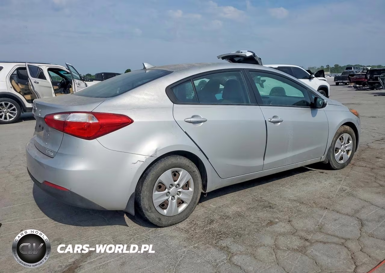 2015 Kia Forte Lx VIN:KNAFK4A61F5371806 - 3