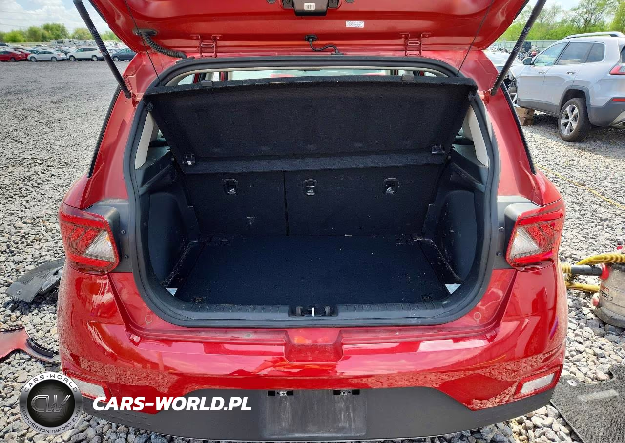 2023 Hyundai Venue Sel VIN:KMHRC8A33PU243550 - 6