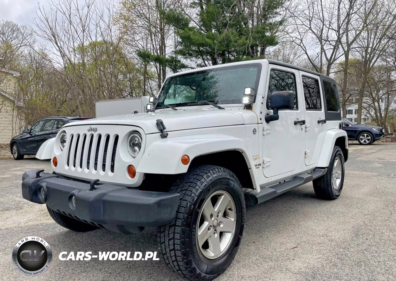 2015 Jeep Wrangler Unlimited Sahara VIN:1C4BJWEGXFL540381 - 2