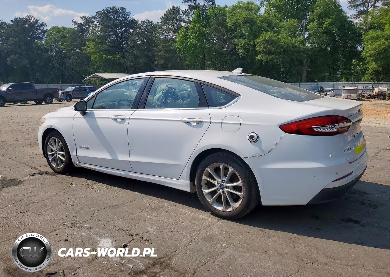 2019 Ford Fusion Se VIN:3FA6P0LU1KR124792 - 2