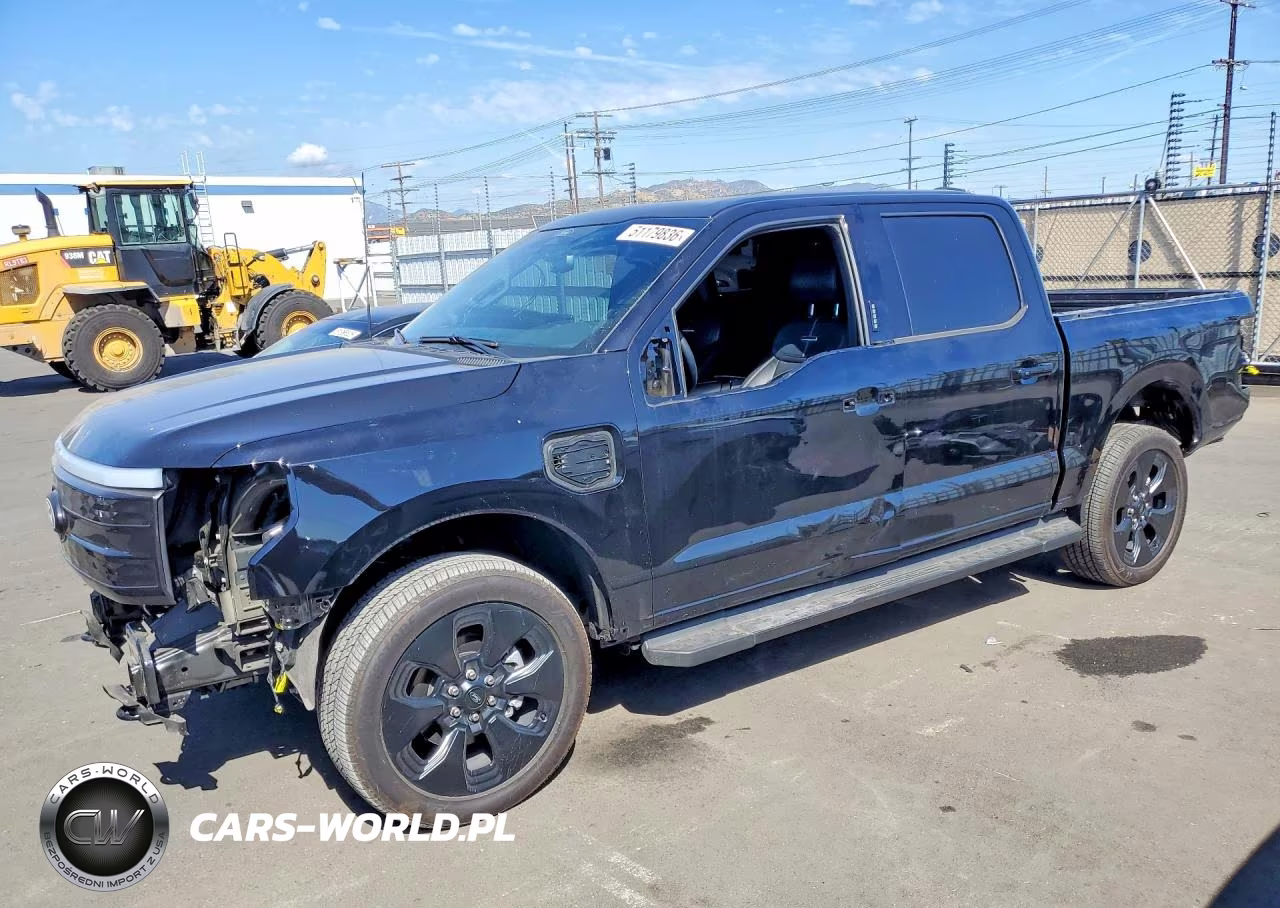 2025 Ford F150 Lightning Platinum