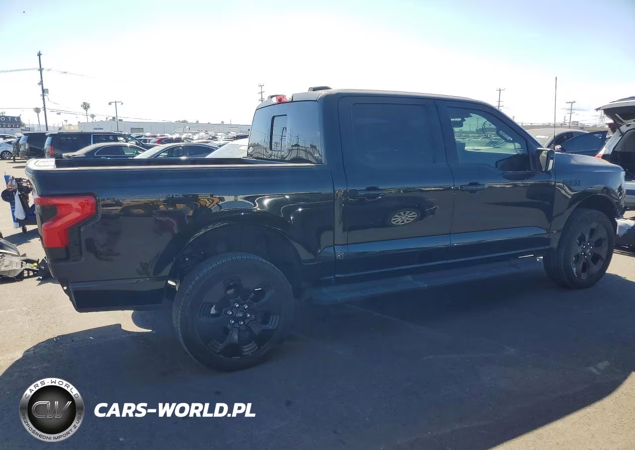 2025 Ford F150 Lightning Platinum VIN:1FT6W7L74SWG22725 - 3