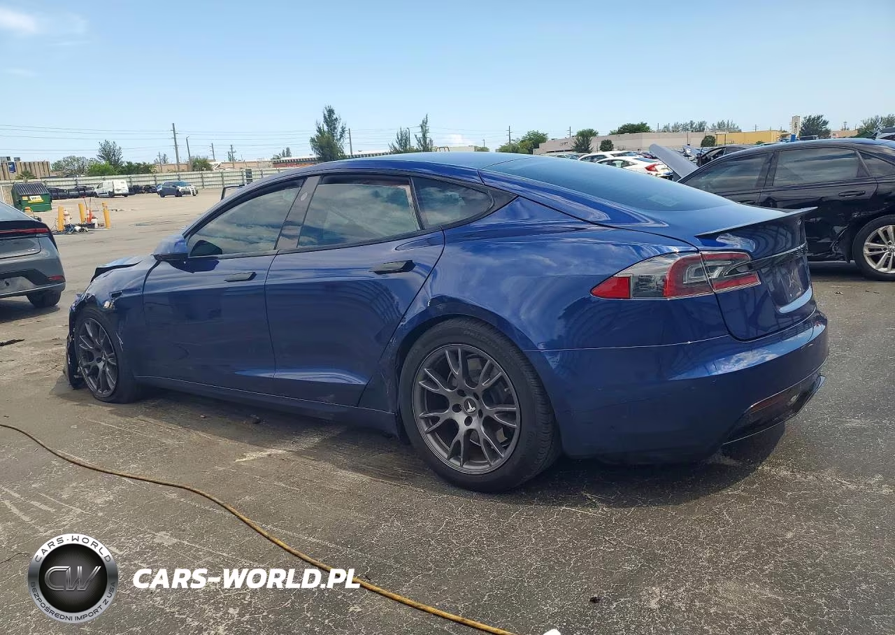 2022 Tesla Model S VIN:5YJSA1E69NF468732 - 2