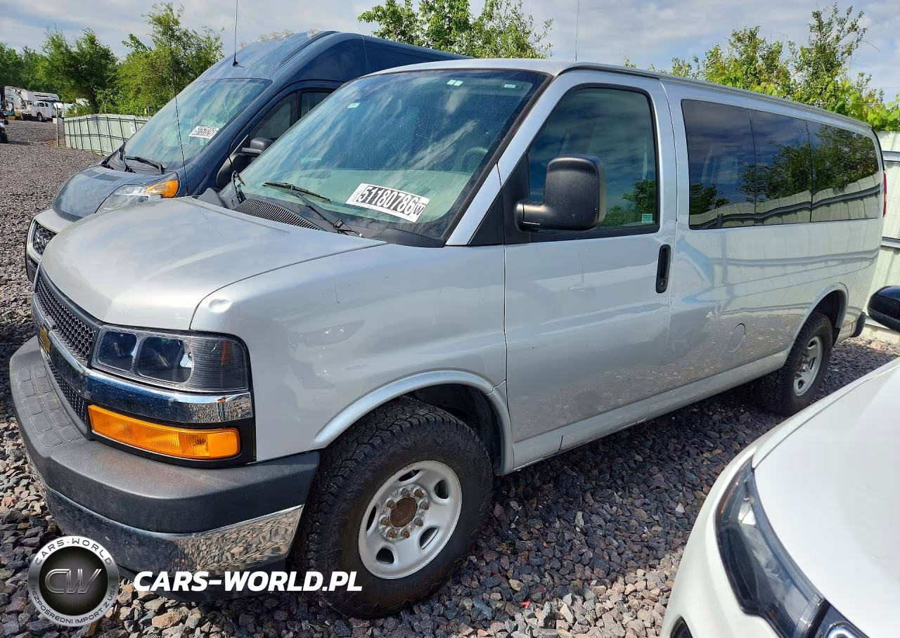 2019 Chevrolet Express G2500 Lt