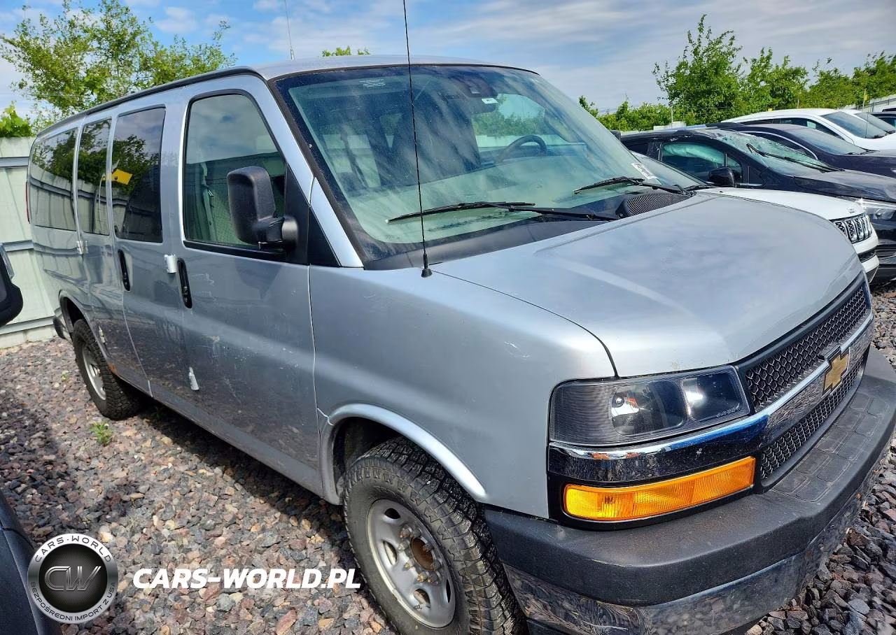2019 Chevrolet Express G2500 Lt VIN:1GAWGFFP3K1223524 - 4