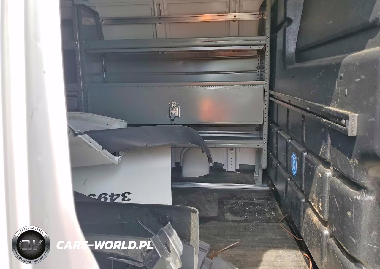 2024 GMC Savana G2500 VIN:1GTW7AFP5R1224260 - 11
