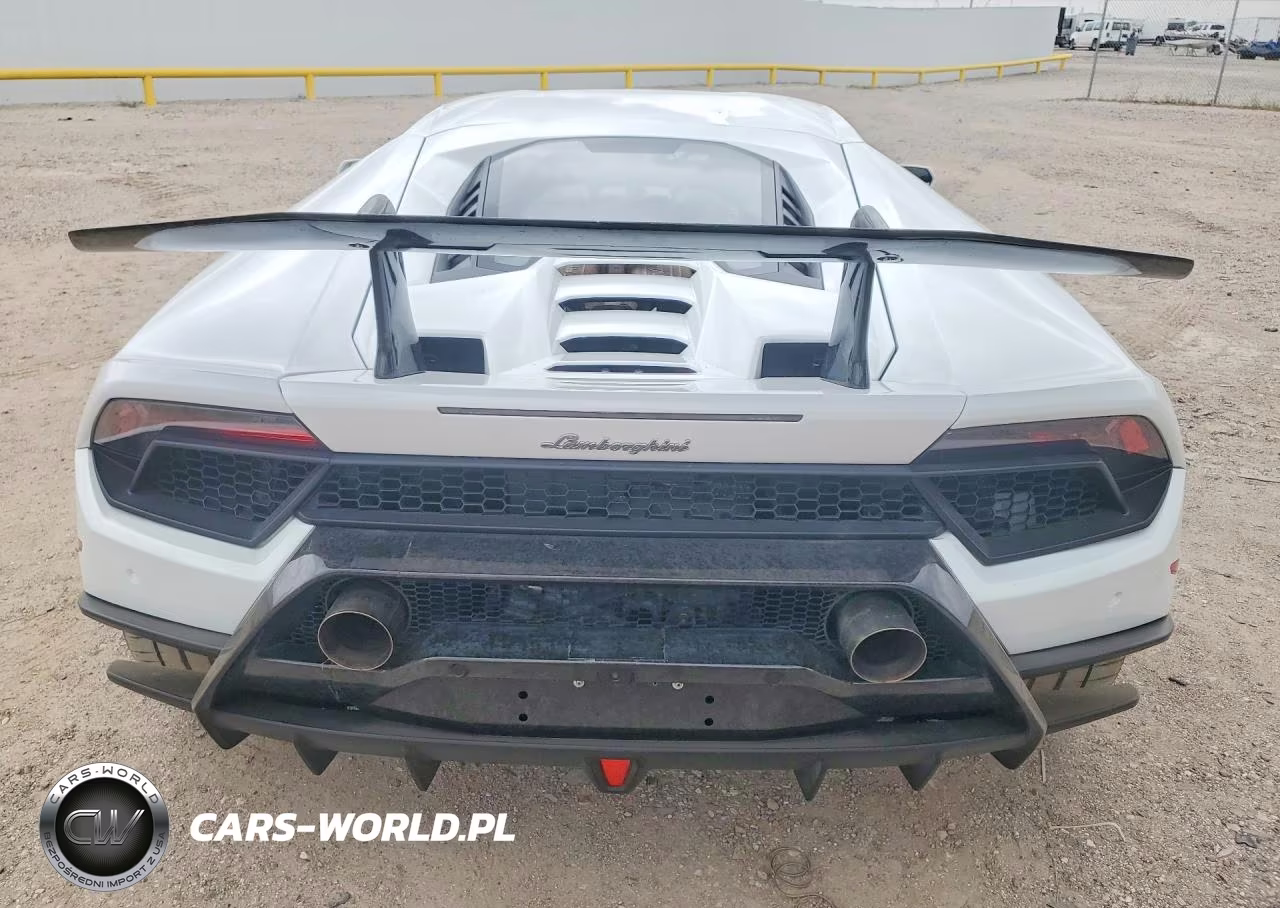 2018 Lamborghini Huracan Performante VIN:ZHWUD4ZF7JLA11091 - 6
