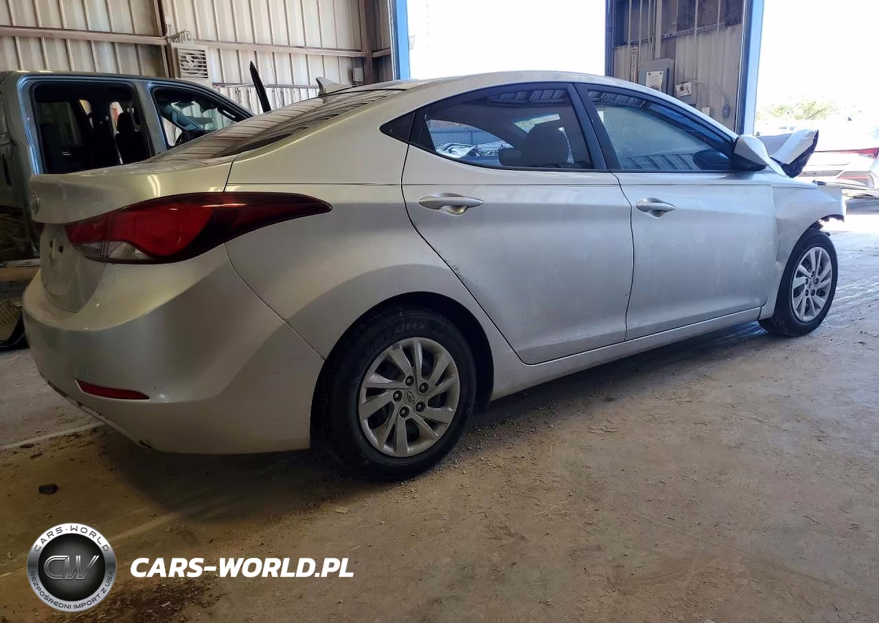 2016 Hyundai Elantra Se VIN:5NPDH4AEXGH781649 - 3