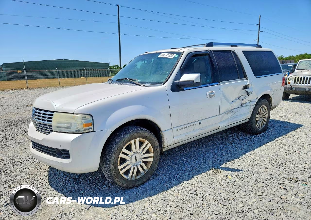 2011 Lincoln Navigator L