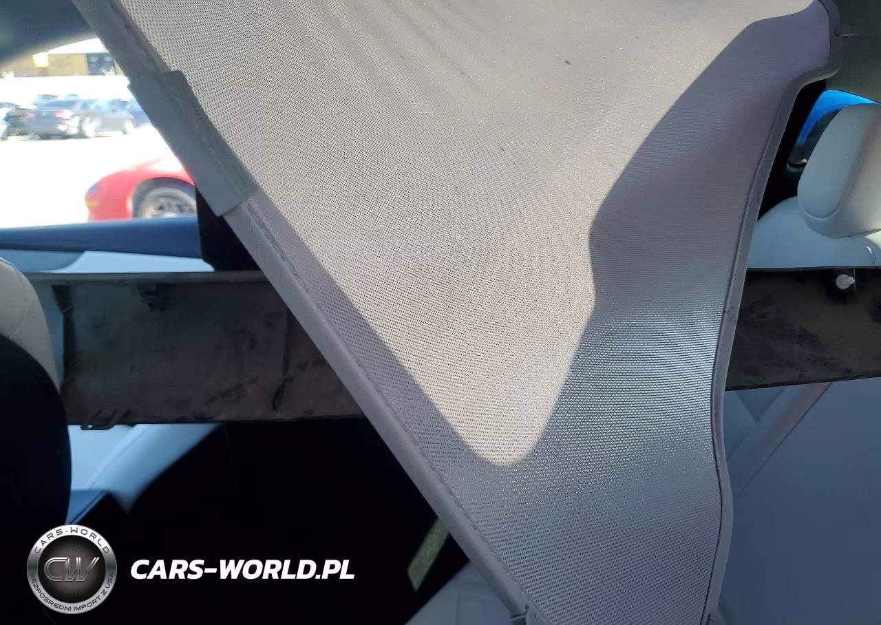 2026 Tesla Model Y VIN:7SAYGDEE9TF371368 - 10