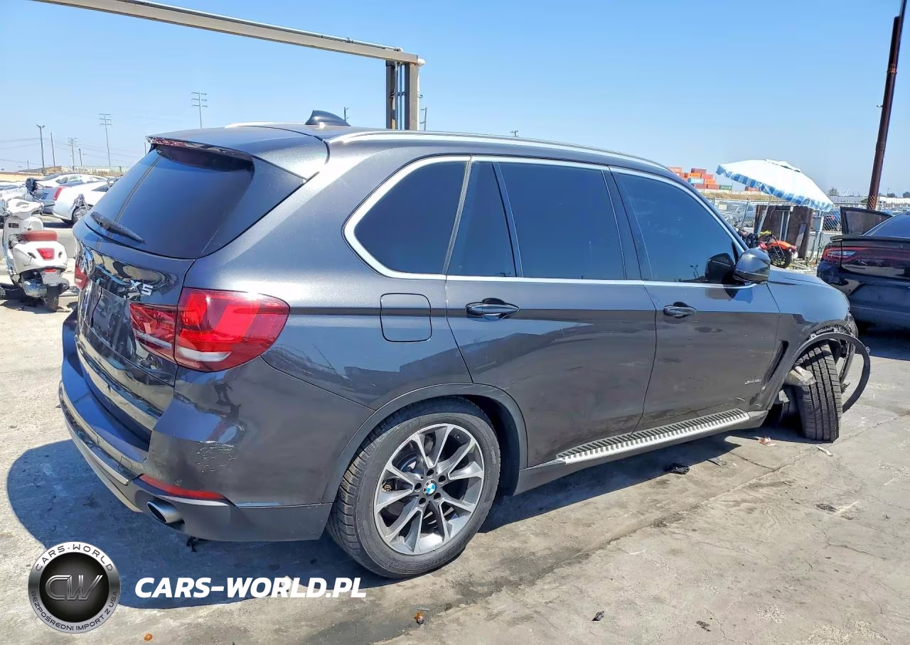 2014 BMW X5 xDrive35I VIN:5UXKR0C52E0C26359 - 3