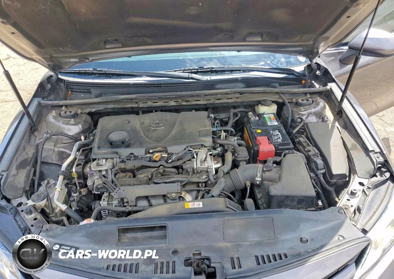2018 Toyota Camry Le VIN:4T1B11HKXJU105135 - 11