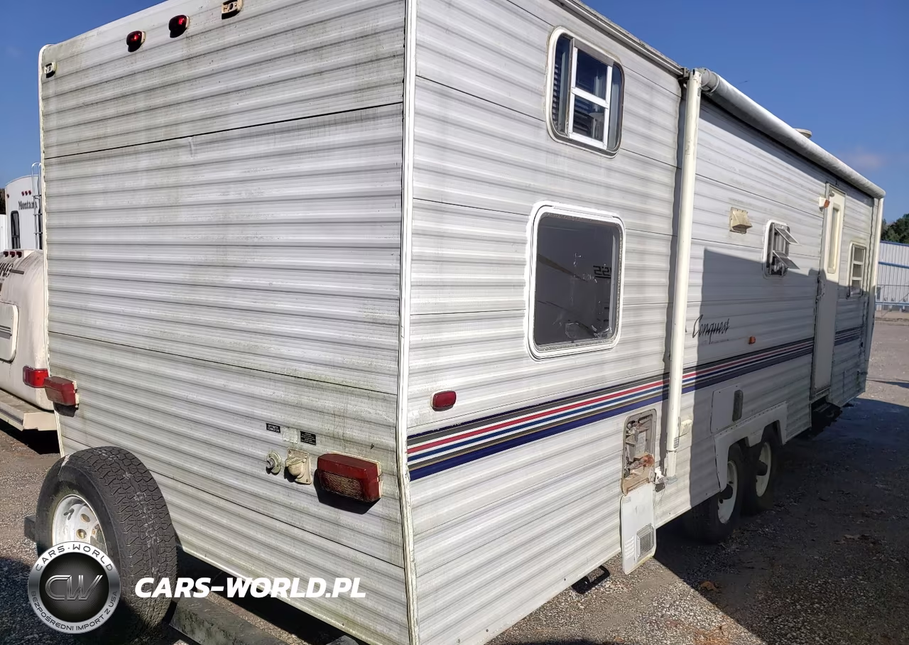 2001 Utility Conquest VIN:1NL1CTP2911044105 - 4