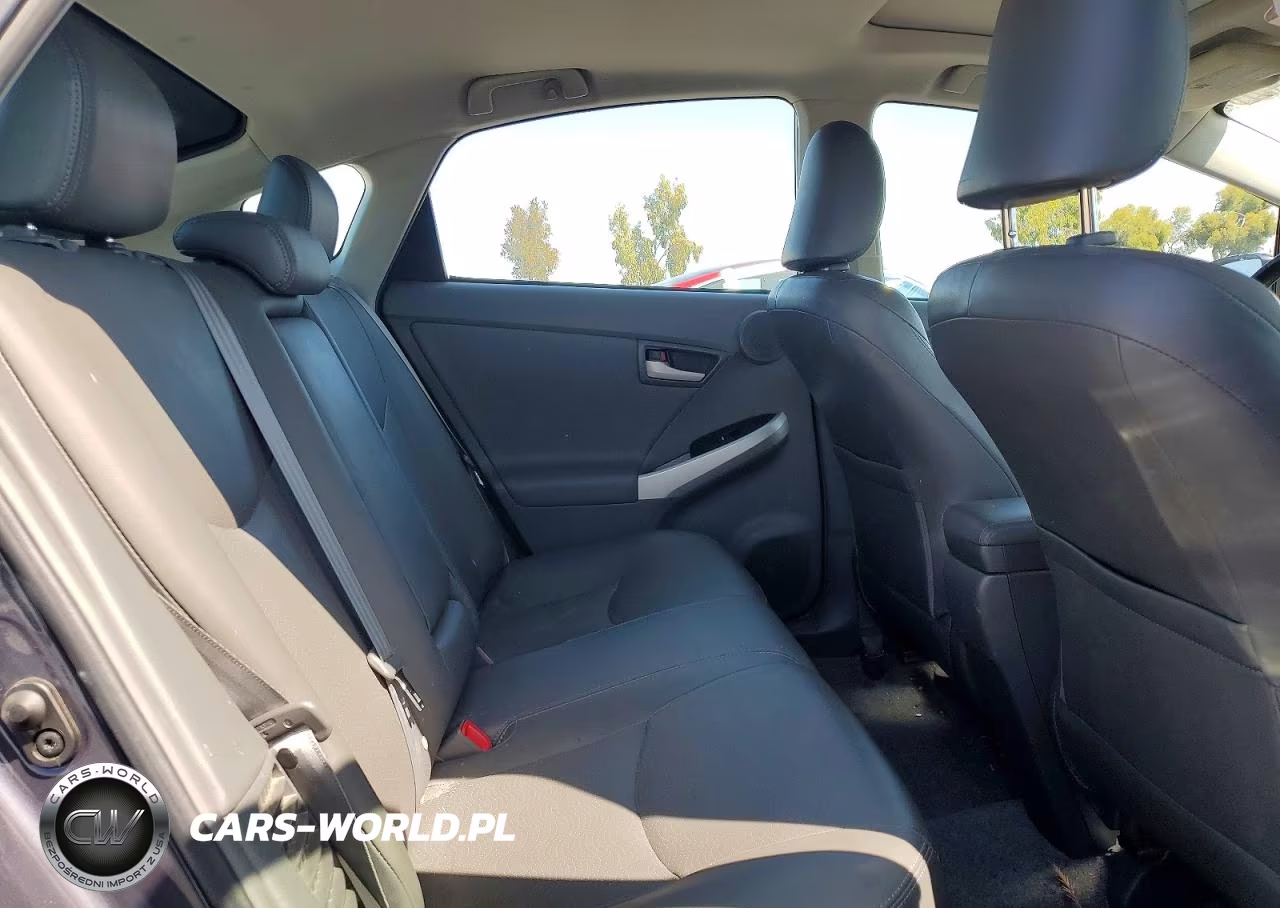 2011 Toyota Prius Four VIN:JTDKN3DU8B0278589 - 10