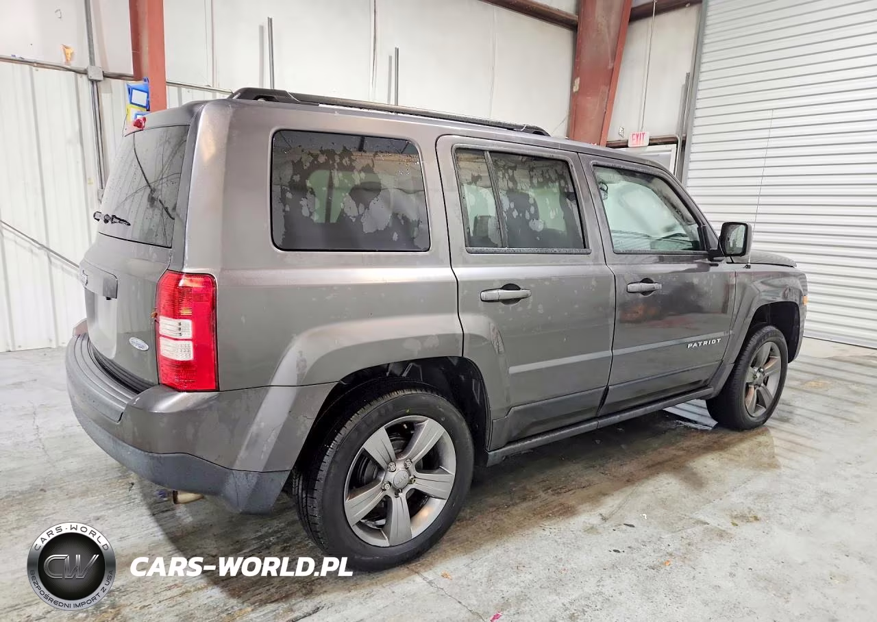 2015 Jeep Patriot Latitude VIN:1C4NJPFA4FD220206 - 3