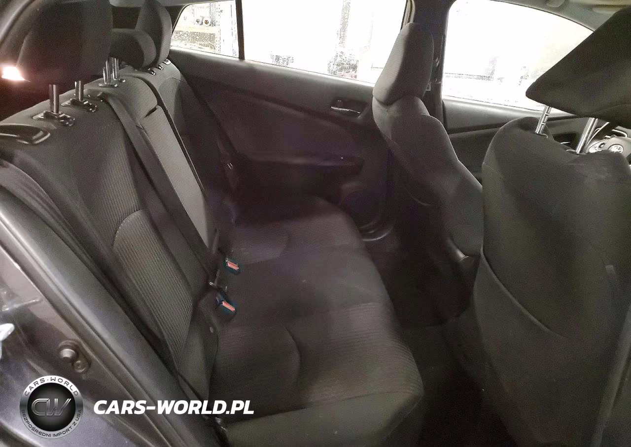 2017 Toyota Prius Three VIN:JTDKARFU4H3046655 - 10