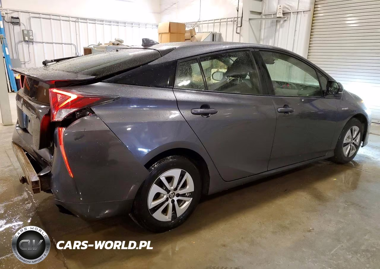 2017 Toyota Prius Three VIN:JTDKARFU4H3046655 - 3