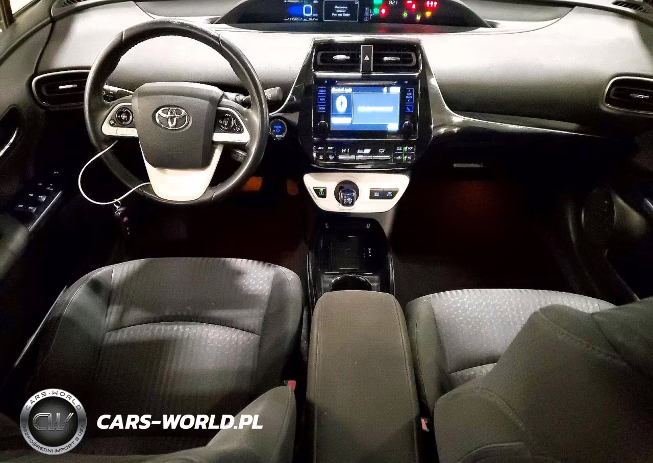 2017 Toyota Prius Three VIN:JTDKARFU4H3046655 - 8