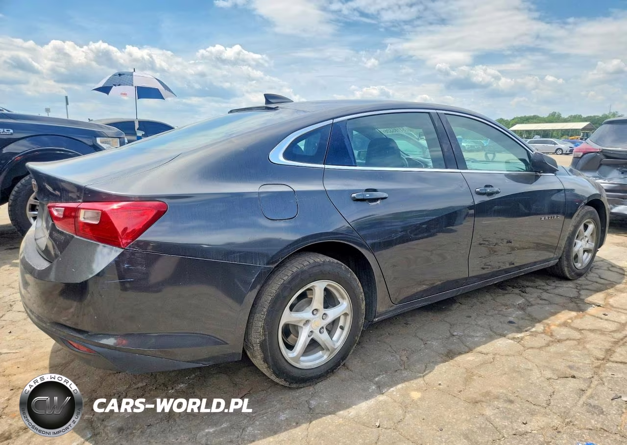 2018 Chevrolet Malibu Ls VIN:1G1ZB5ST6JF166813 - 3
