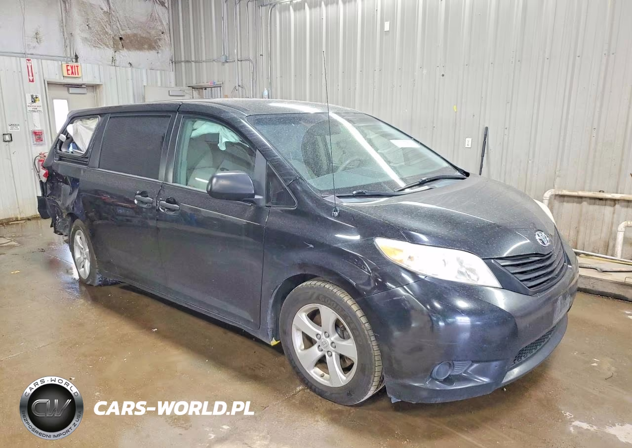 2013 Toyota Sienna L 7-Passenger VIN:5TDZK3DC8DS398505 - 4