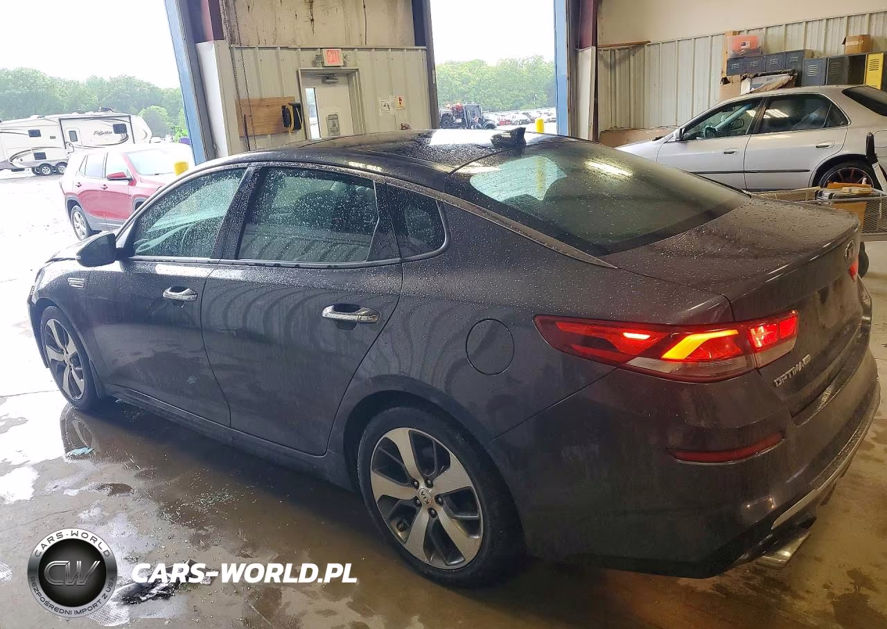 2019 Kia Optima S VIN:5XXGT4L39KG285138 - 2