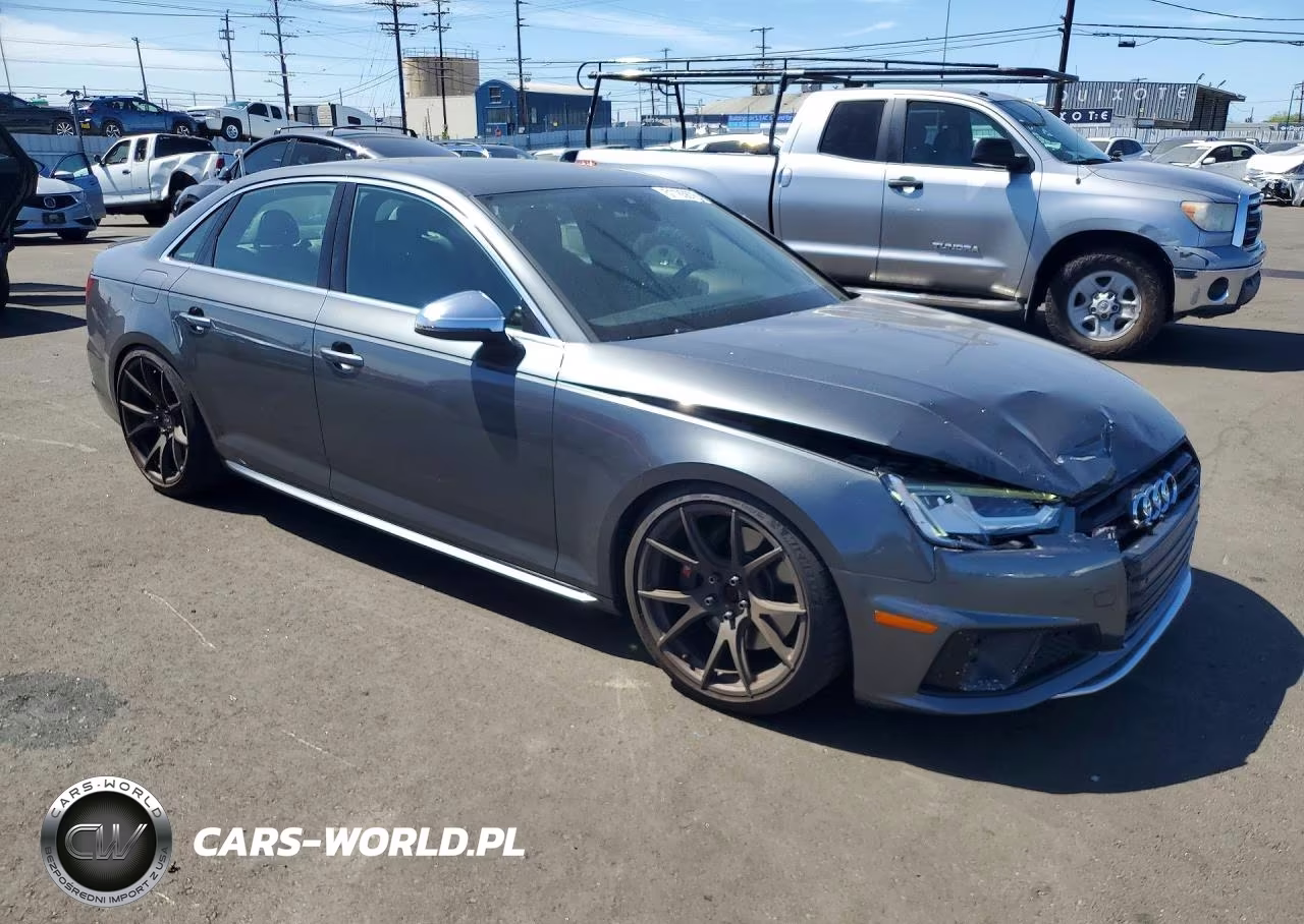 2019 Audi S4 Premium VIN:WAUA4AF49KA109558 - 4