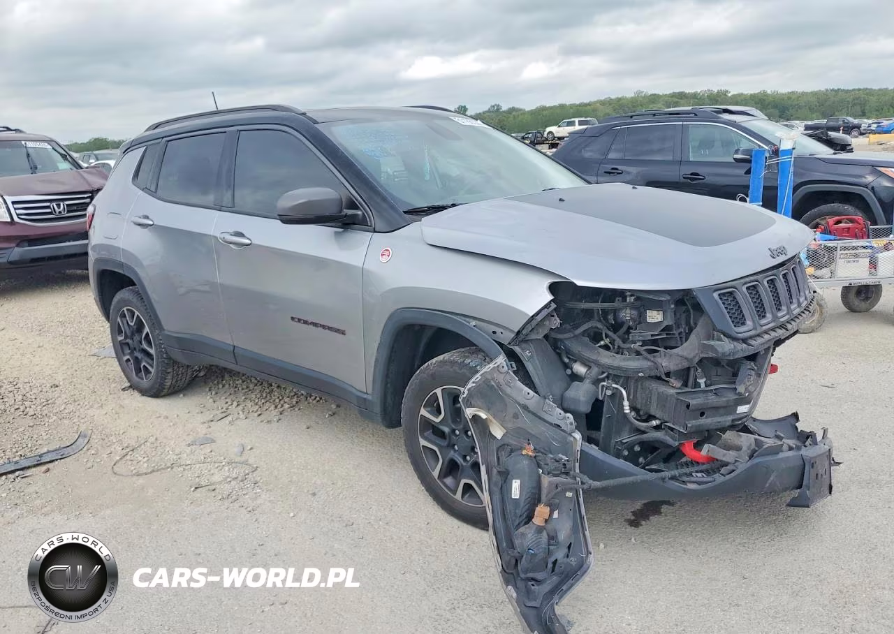 2018 Jeep Compass Trailhawk VIN:3C4NJDDB3JT485793 - 4