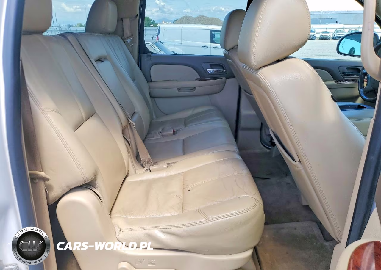 2013 Chevrolet Suburban K1500 Lt VIN:1GNSKJE73DR172112 - 11