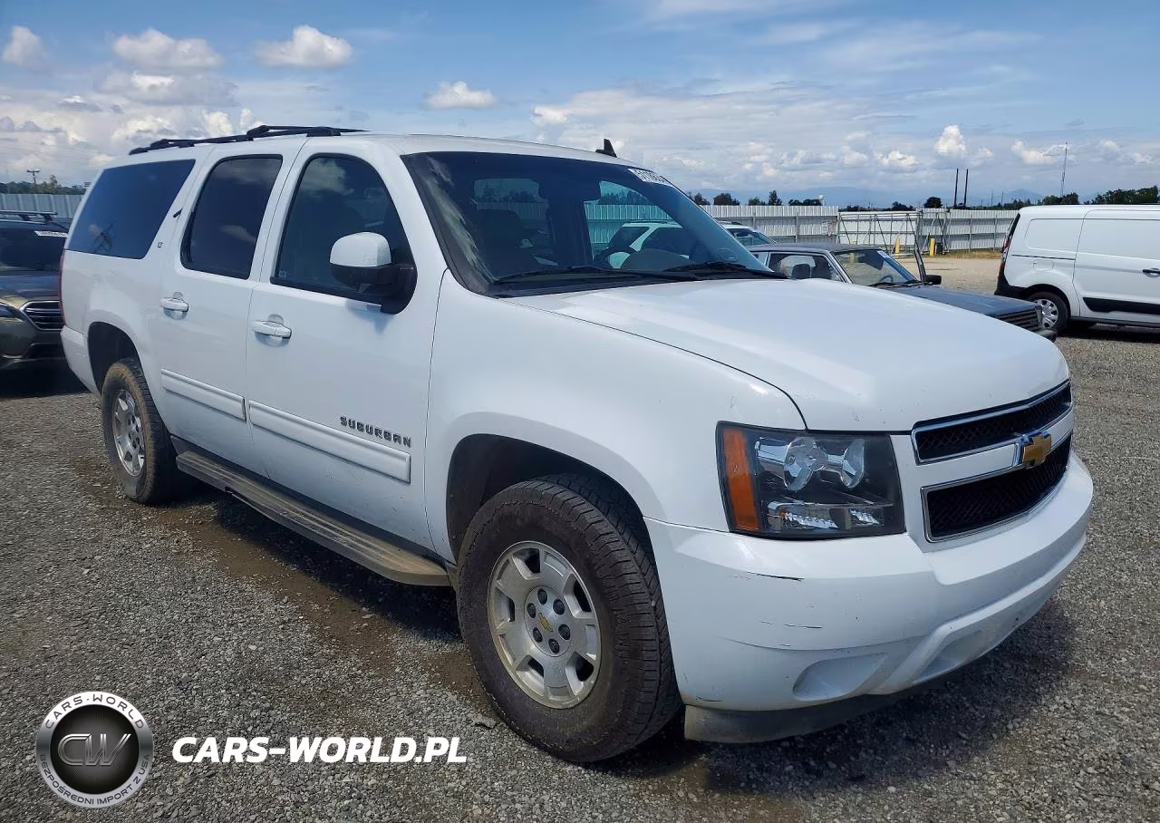 2013 Chevrolet Suburban K1500 Lt VIN:1GNSKJE73DR172112 - 4