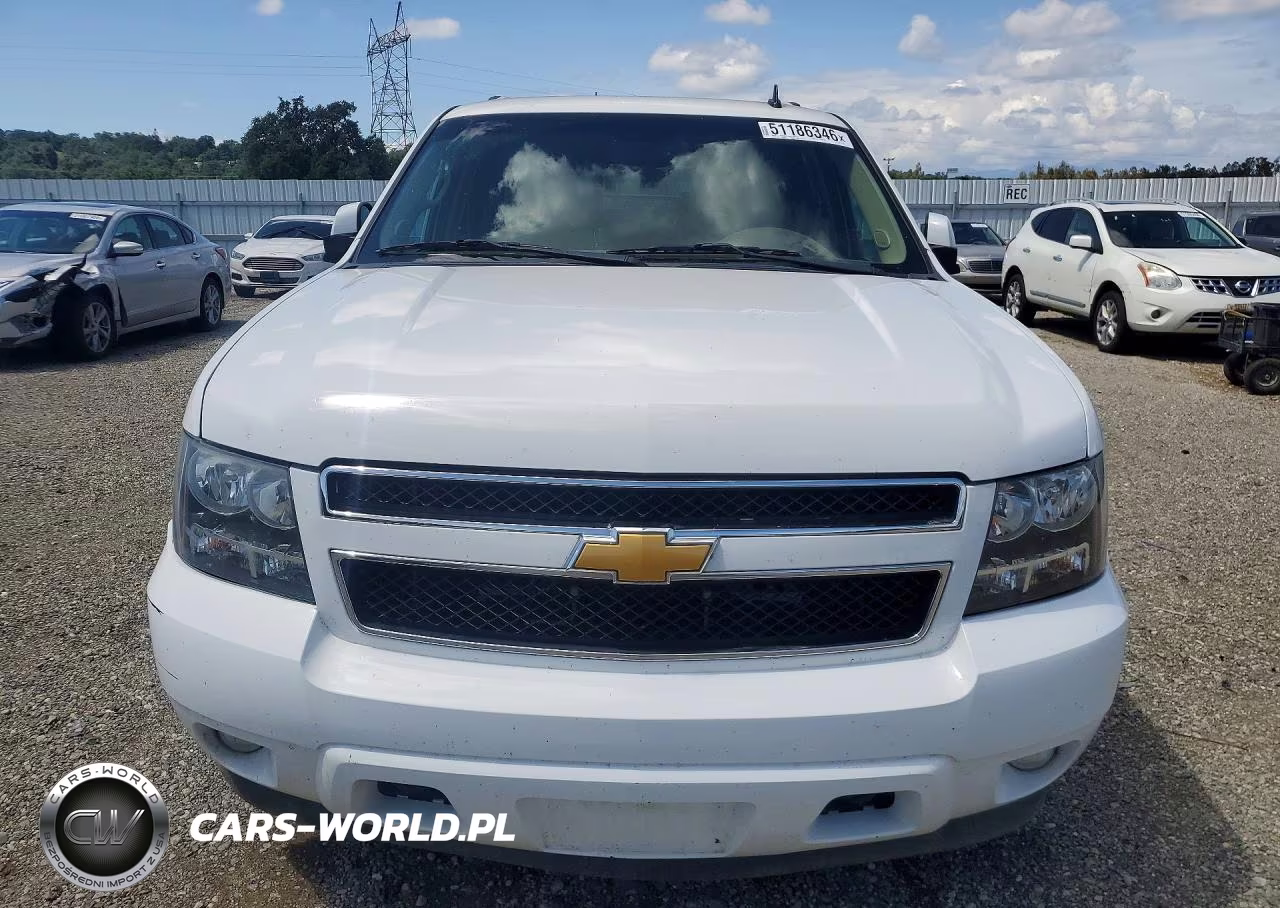 2013 Chevrolet Suburban K1500 Lt VIN:1GNSKJE73DR172112 - 5