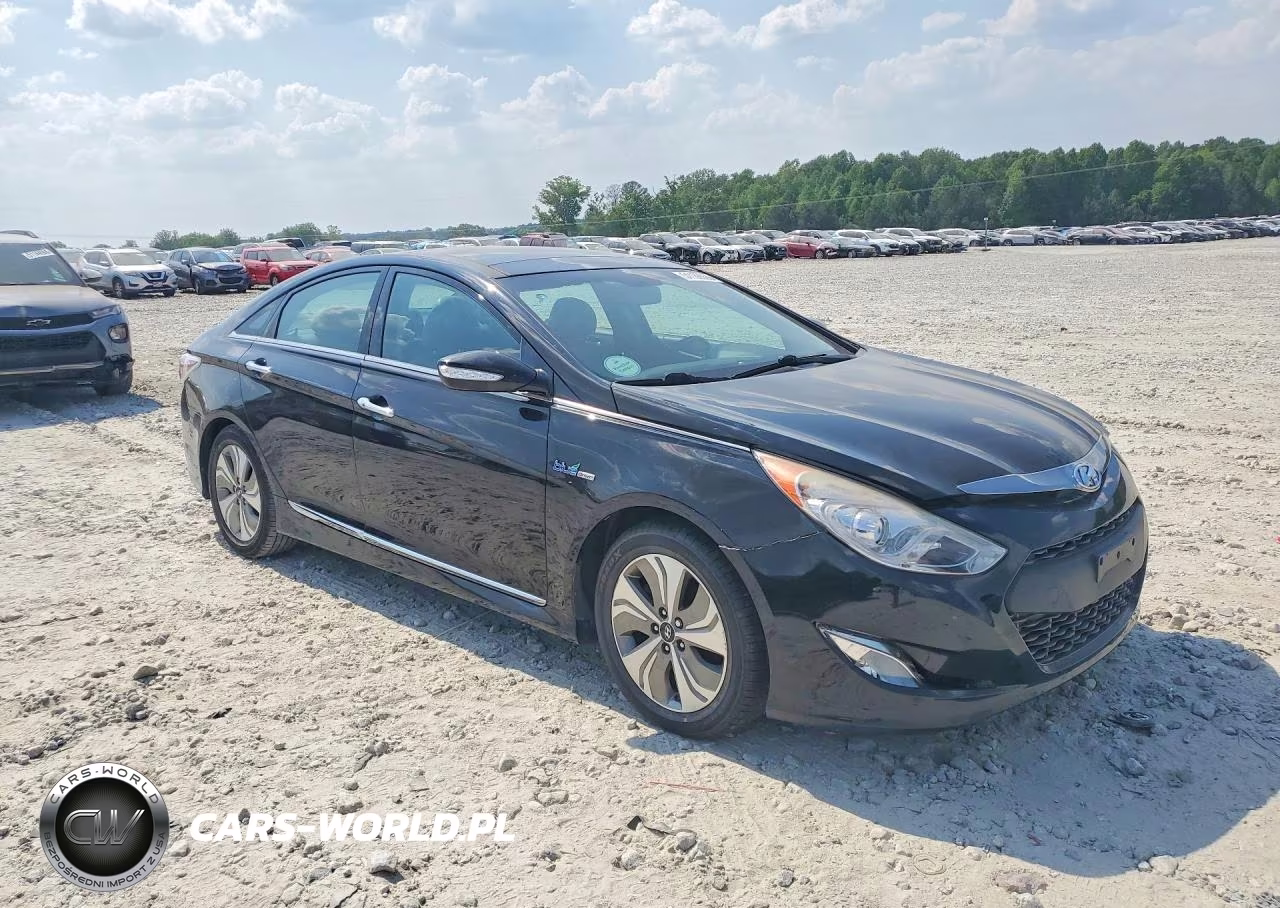 2014 Hyundai Sonata Hybrid VIN:KMHEC4A48EA115819 - 4