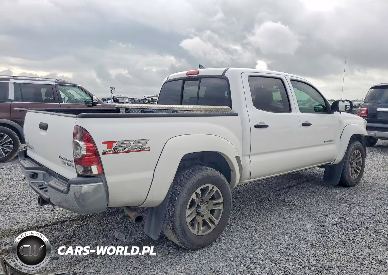 2015 Toyota Tacoma Double Cab Prerunner VIN:5TFJU4GN2FX087935 - 3