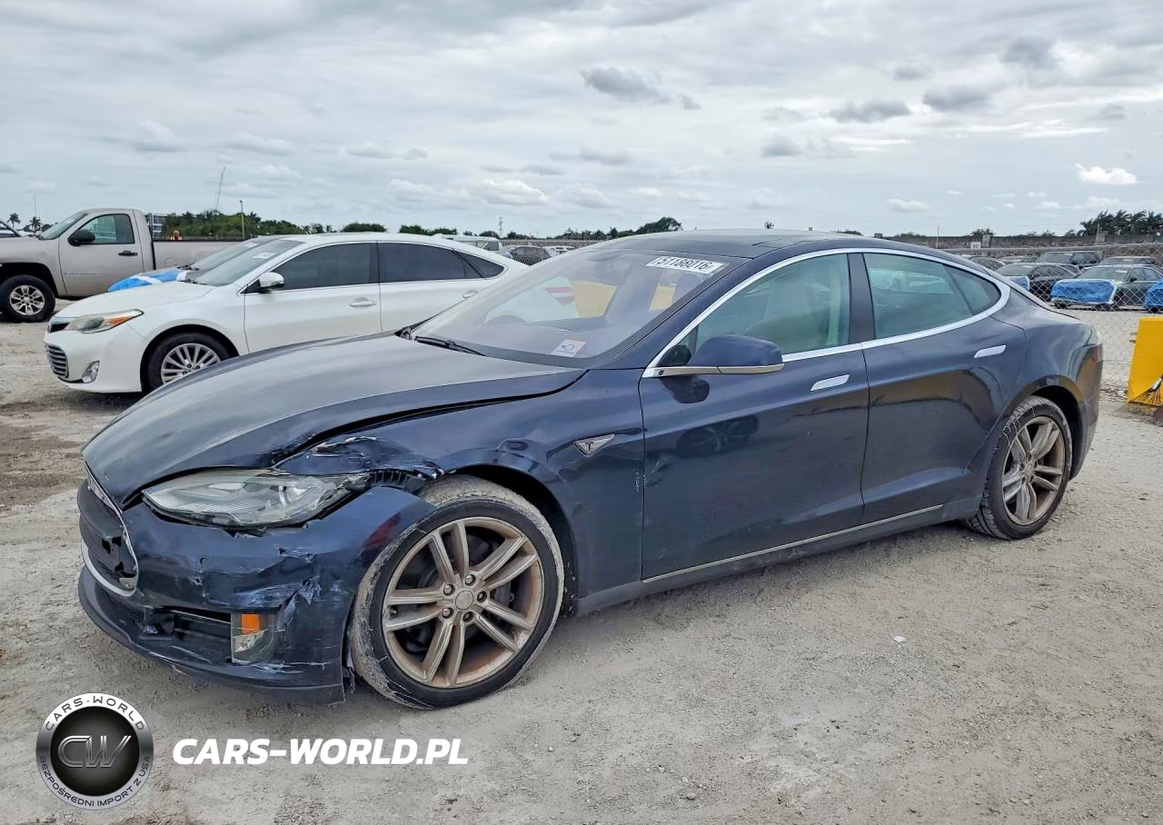 2013 Tesla Model S