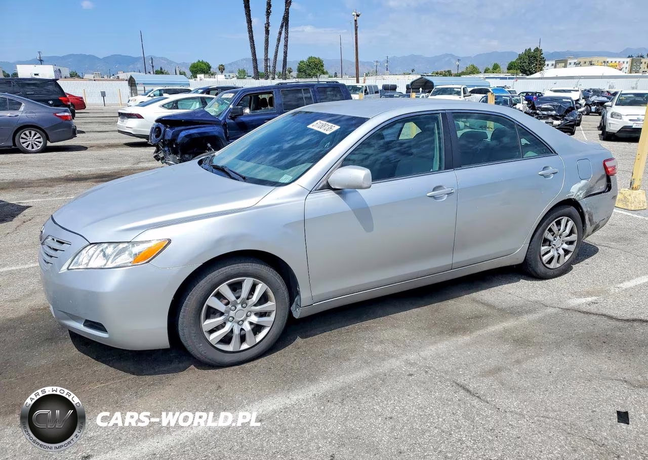 2007 Toyota Camry Le – zdjęcie 1 z 12