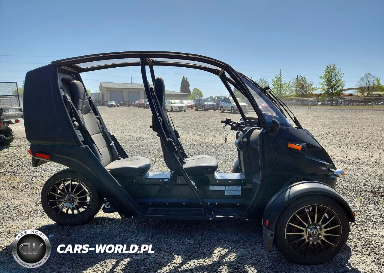 2021 Arctic Cat Arcimoto
