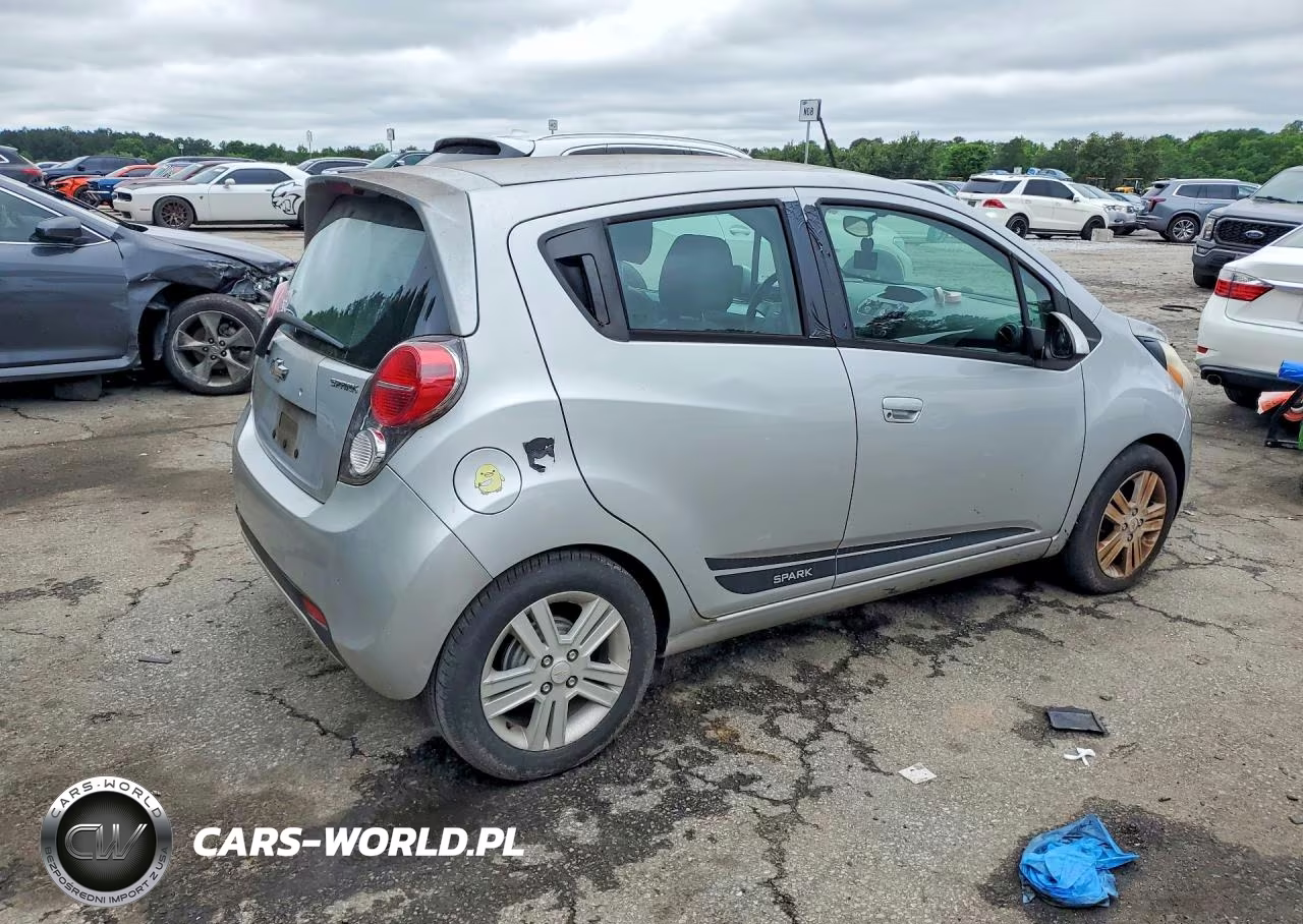 2014 Chev Spark VIN:KL8CB6S90EC590463 - 3