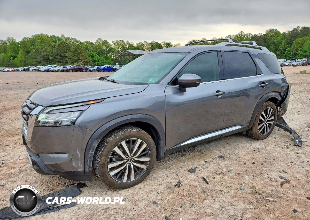 2024 Nissan Pathfinder Platinum